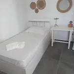 Lilian 1 באטסי