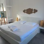 Lilian 1