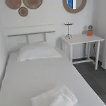 Lilian 1 באטסי