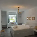 Lilian 1 באטסי